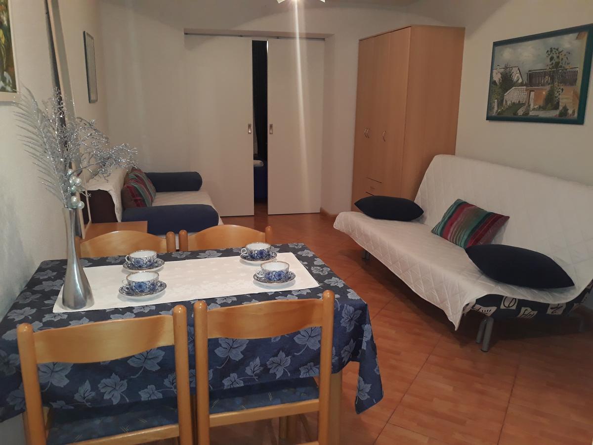 Slavenka Urlic * Makarska
